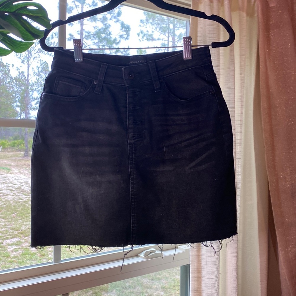 Black Skirt